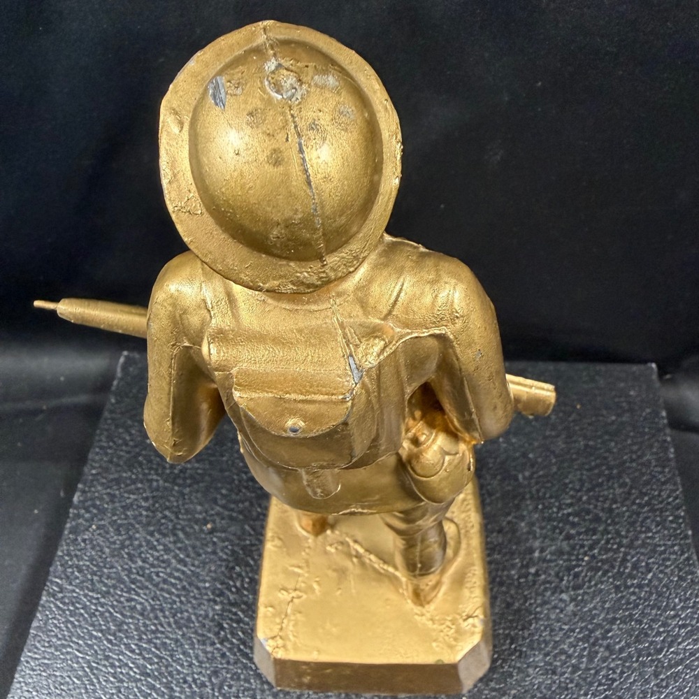 George Dilboy WWI Doughboy Soldier Statue Cast Metal Gold Tone Vintage 5.5" - Picture 12 of 15